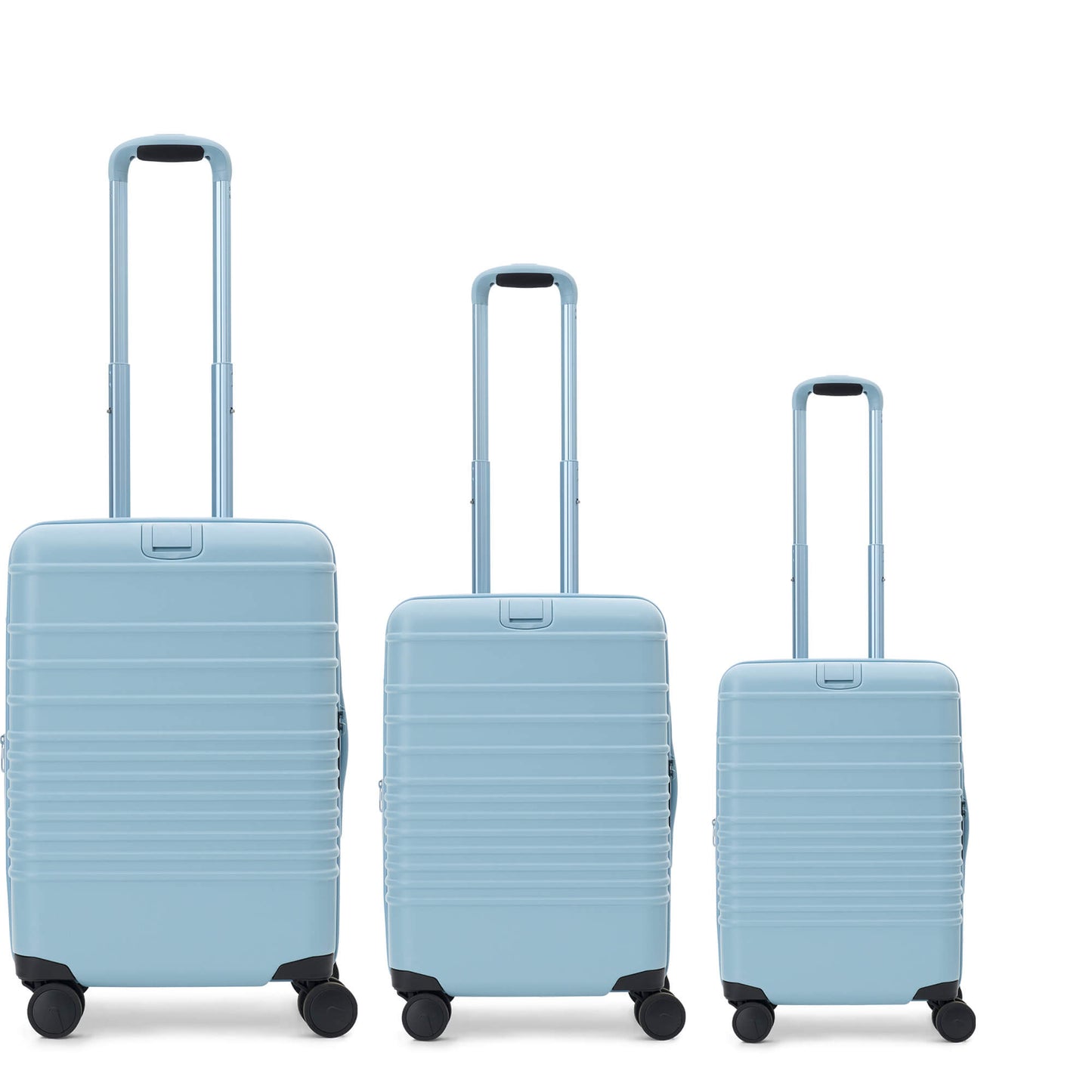 Voyager Pro Suitcase